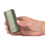 davinci-iqc-vaporizer-holding-in-hands